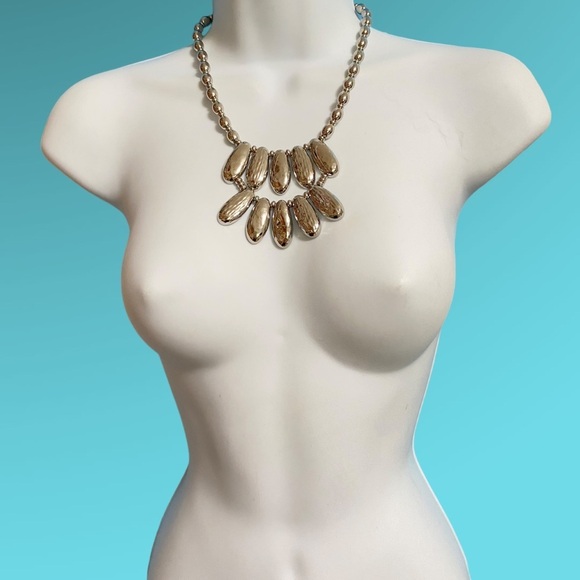 CHICO'S Silver Beads Statement Necklace - Picture 3 of 6